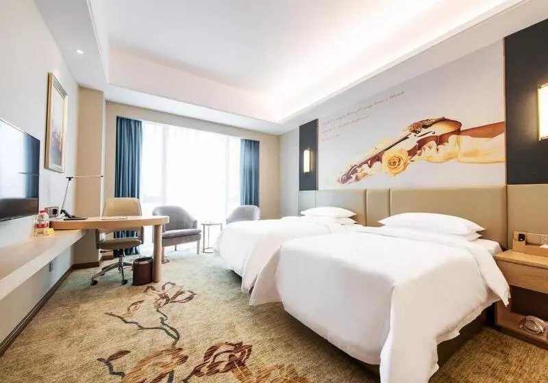 Hotelli Vienna International