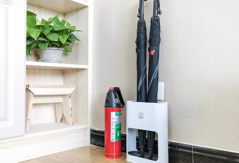 בית מלון כפרי Xining Chengzhong·ancient City Wall