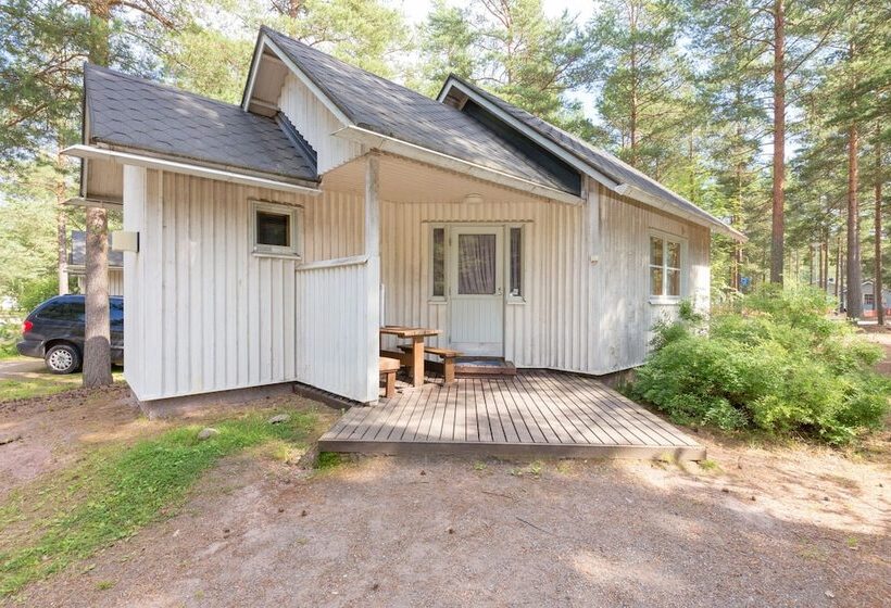 استراحتگاه Yyteri Holiday Cottages