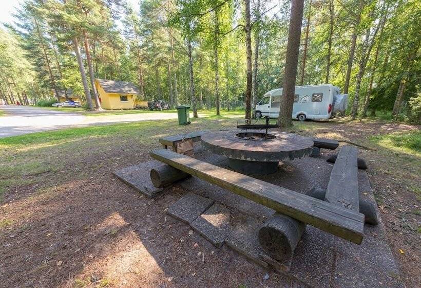 استراحتگاه Yyteri Holiday Cottages