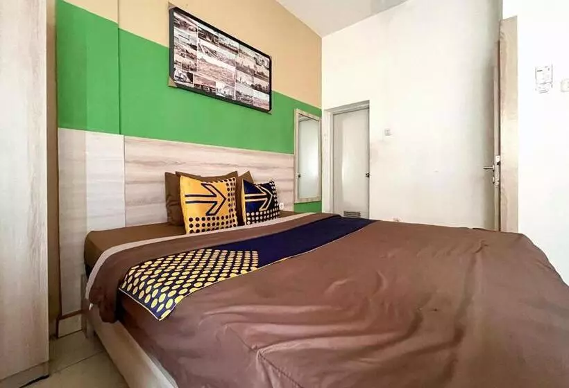ホテル Reddoorz Near Underpass Simpang Patal Palembang