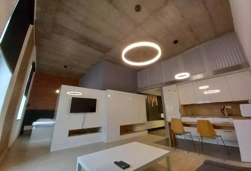 پانسیون Entrez Apartments 4   City Centre