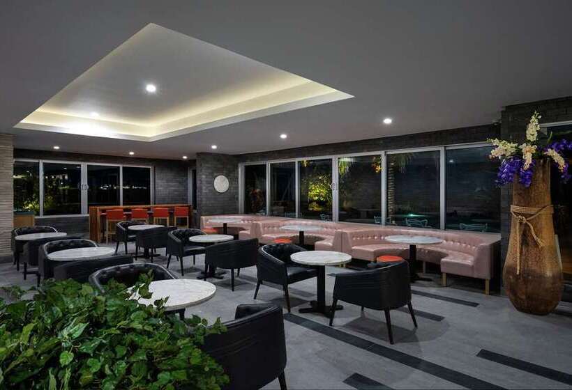 هتل Koi Resort Saint Kitts, Curio Collection By Hilton