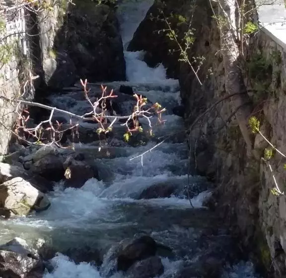 ユースホステル Hospedería Prepirineo