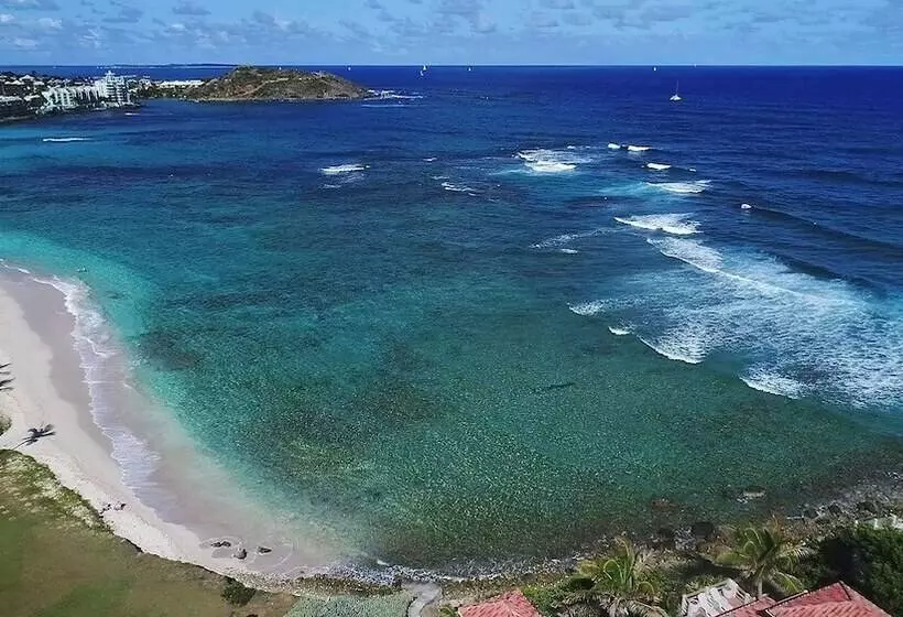 Beach House Younes By Island Properties Online