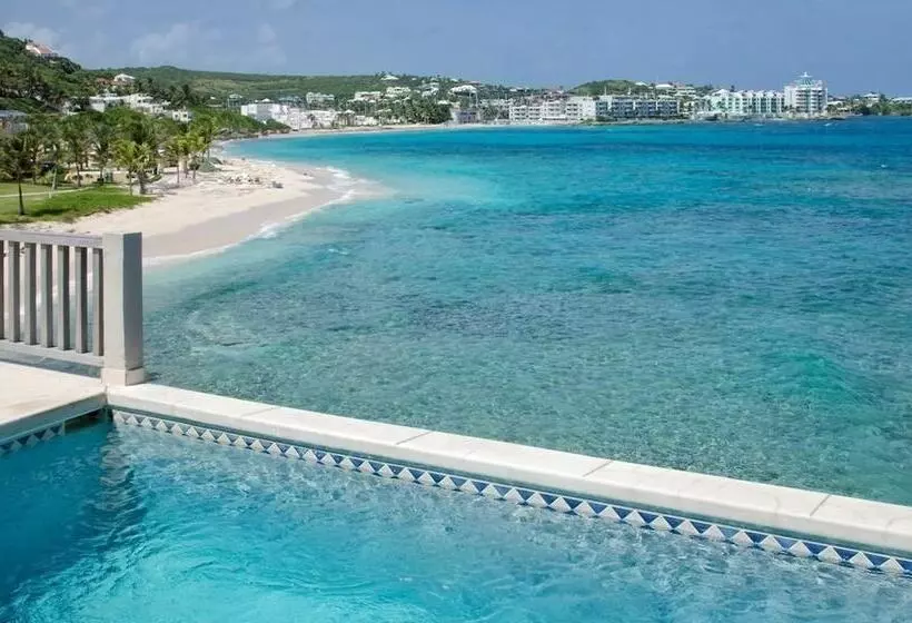 Beach House Younes By Island Properties Online