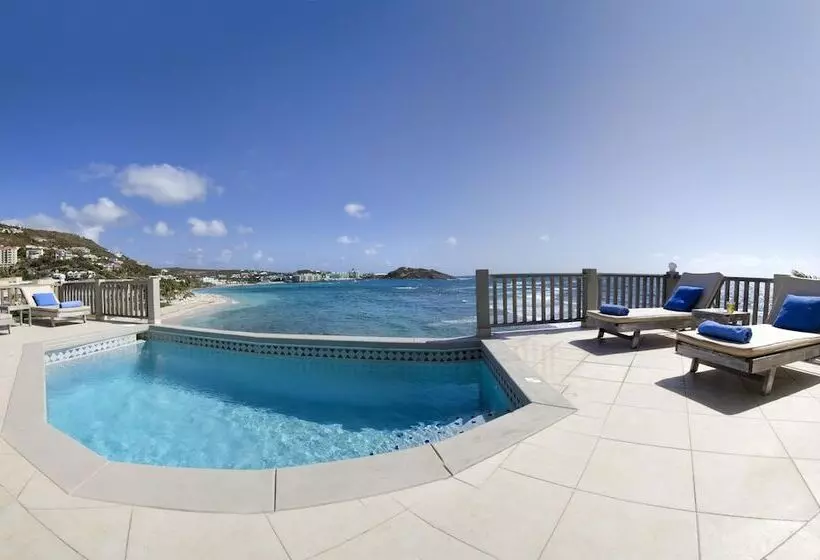 Beach House Younes By Island Properties Online