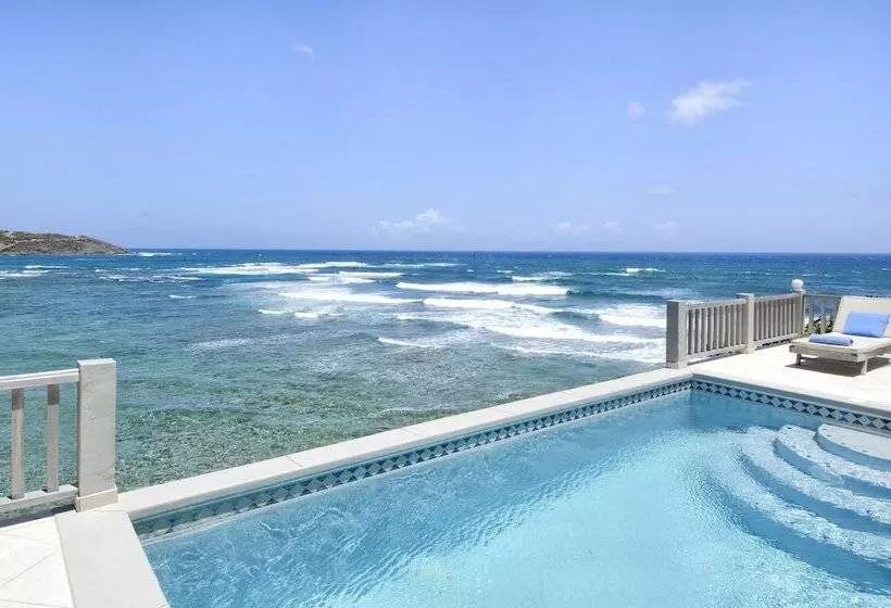 Beach House Younes By Island Properties Online