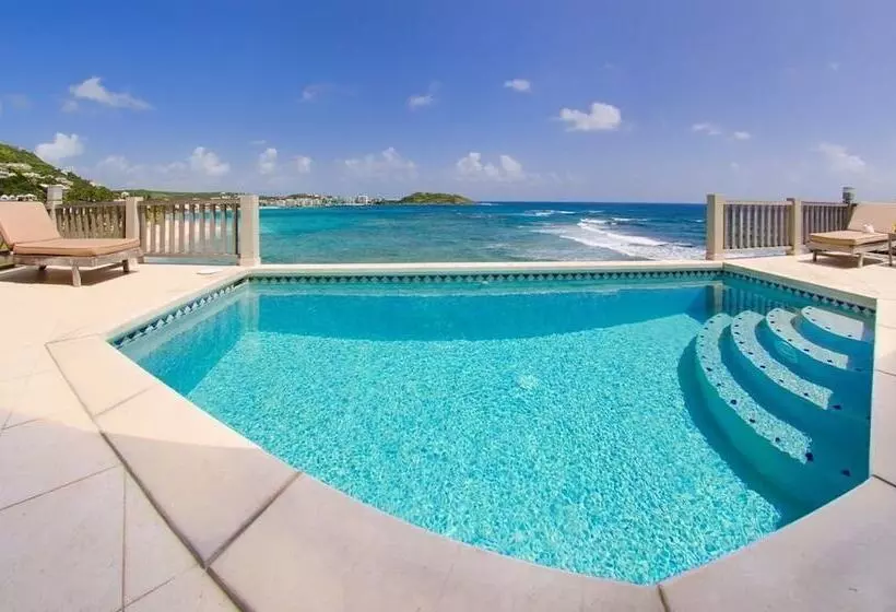 Beach House Younes By Island Properties Online