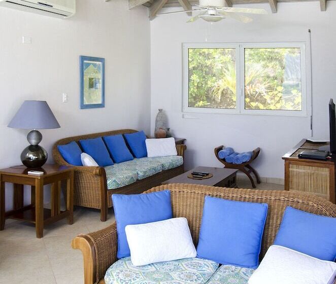 Beach House Younes By Island Properties Online