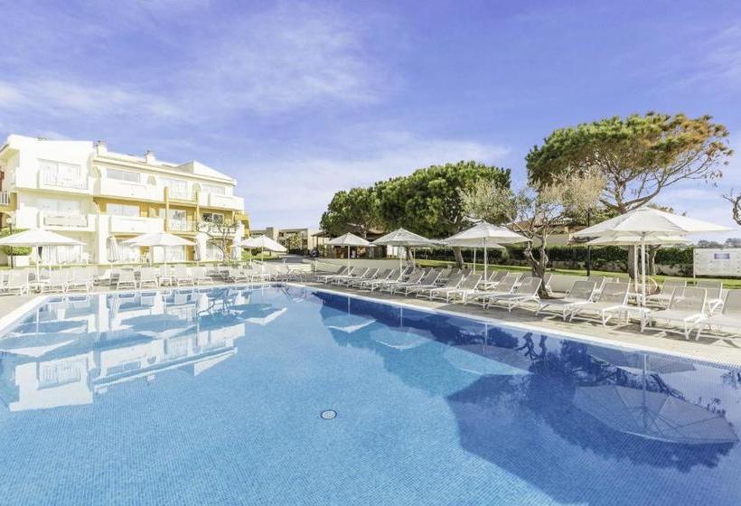 בית מלון כפרי Blau Punta Reina Junior Suites