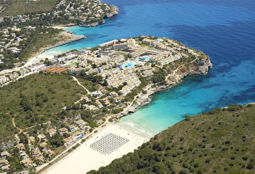 בית מלון כפרי Blau Punta Reina Junior Suites