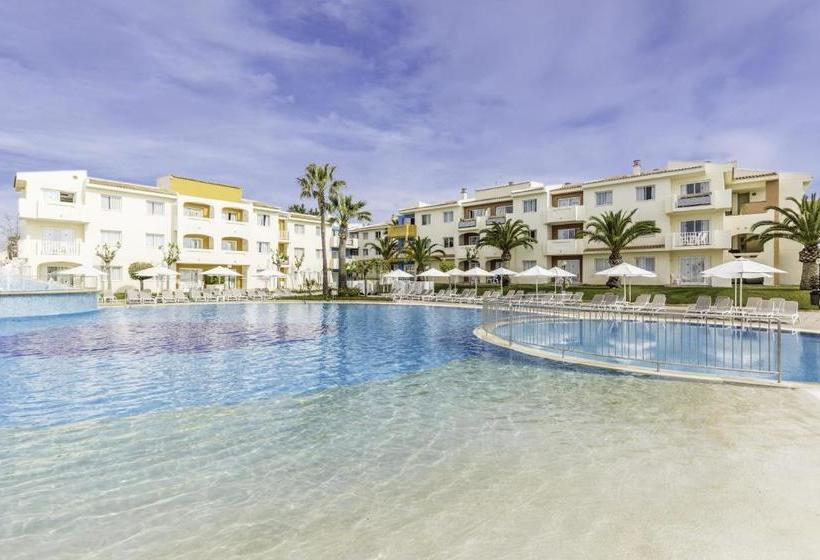 בית מלון כפרי Blau Punta Reina Junior Suites