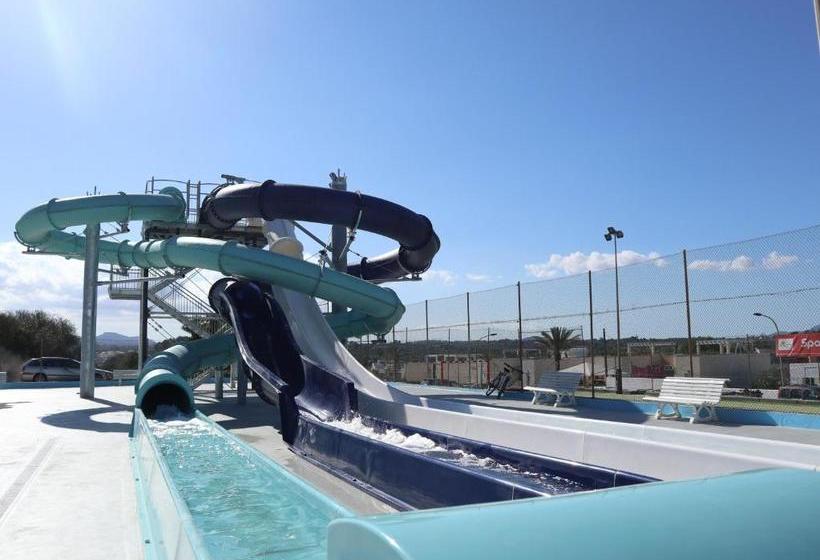 בית מלון כפרי Blau Punta Reina Junior Suites