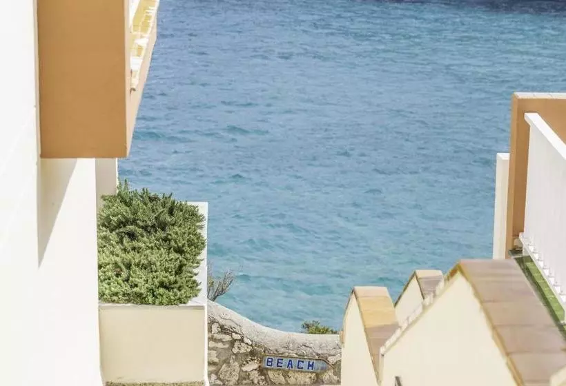 ホテル Blau Punta Reina Junior Suites