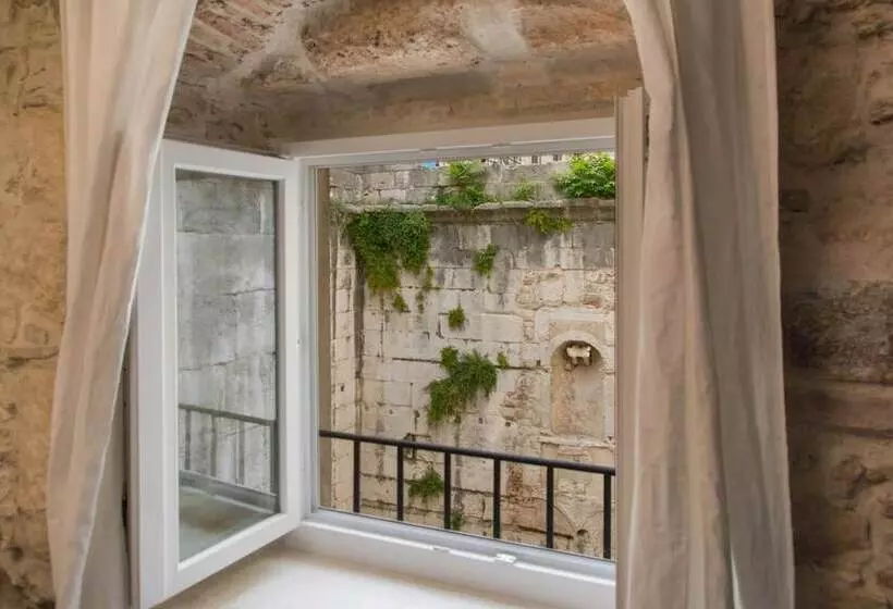 Majatalo 7heaven Luxury Rooms Palace