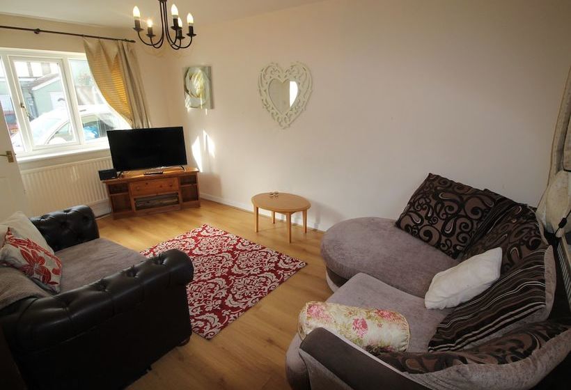 Tongwynlais Cottage By Cardiff Holiday Homes