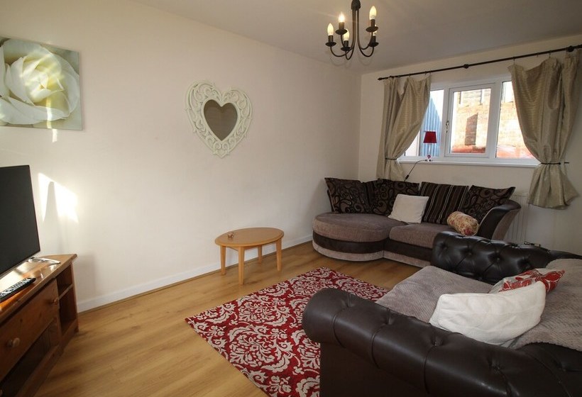 Tongwynlais Cottage By Cardiff Holiday Homes