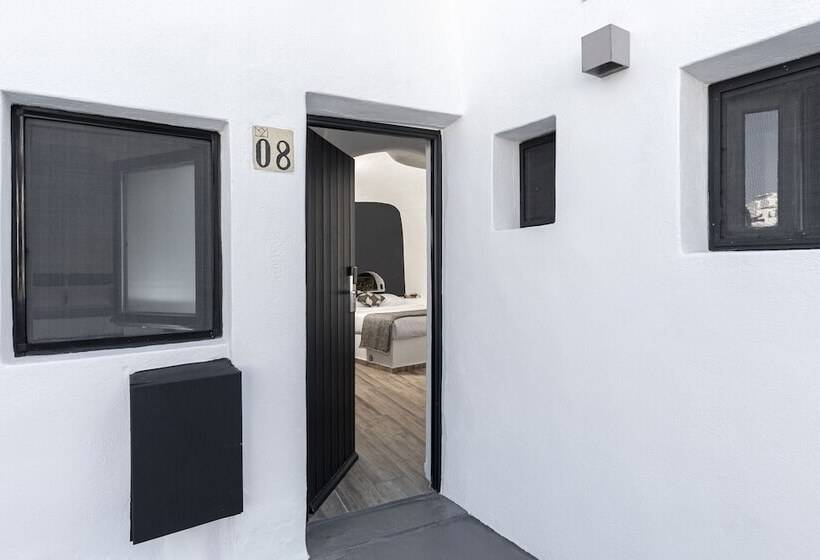 Pearl Of Caldera Oia Boutique Hotel By Pearl Hotel Collection