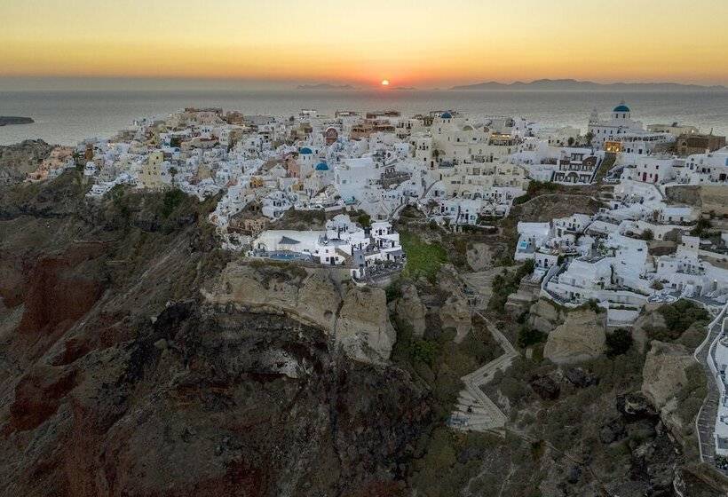 Pearl Of Caldera Oia Boutique Hotel By Pearl Hotel Collection