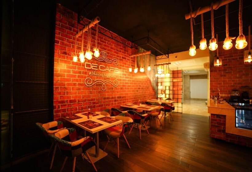 هتل Star Emirates Downtown