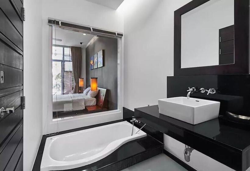 Oxygen Villa By Alexanders