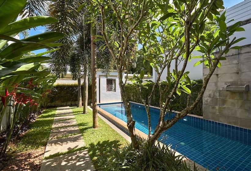 Oxygen Villa By Alexanders