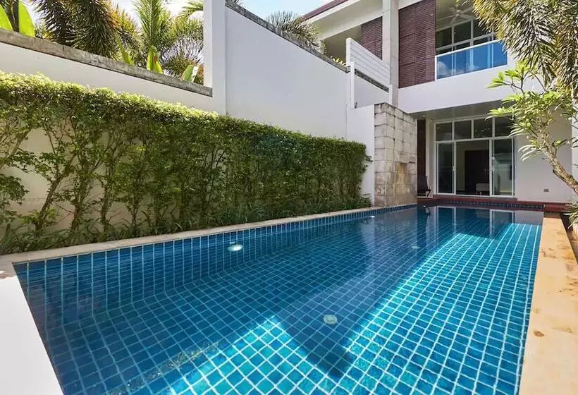 Oxygen Villa By Alexanders