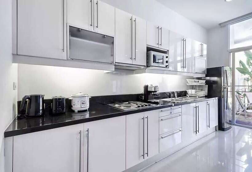 Oxygen Villa By Alexanders