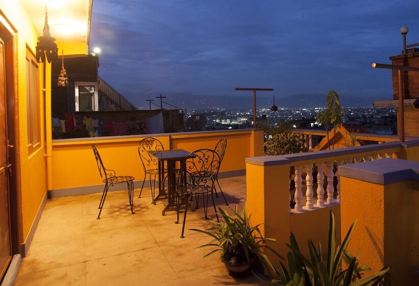 پانسیون Peace & Joy Guest House