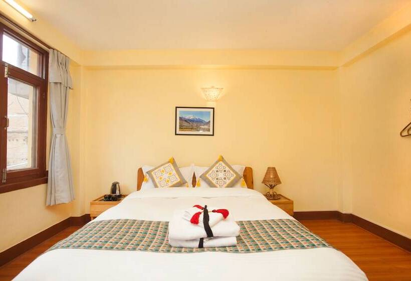 پانسیون Peace & Joy Guest House