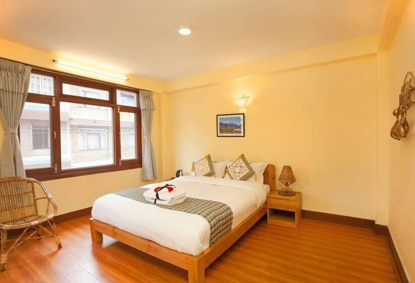 پانسیون Peace & Joy Guest House