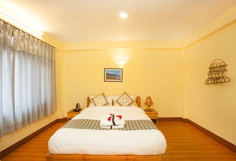 پانسیون Peace & Joy Guest House