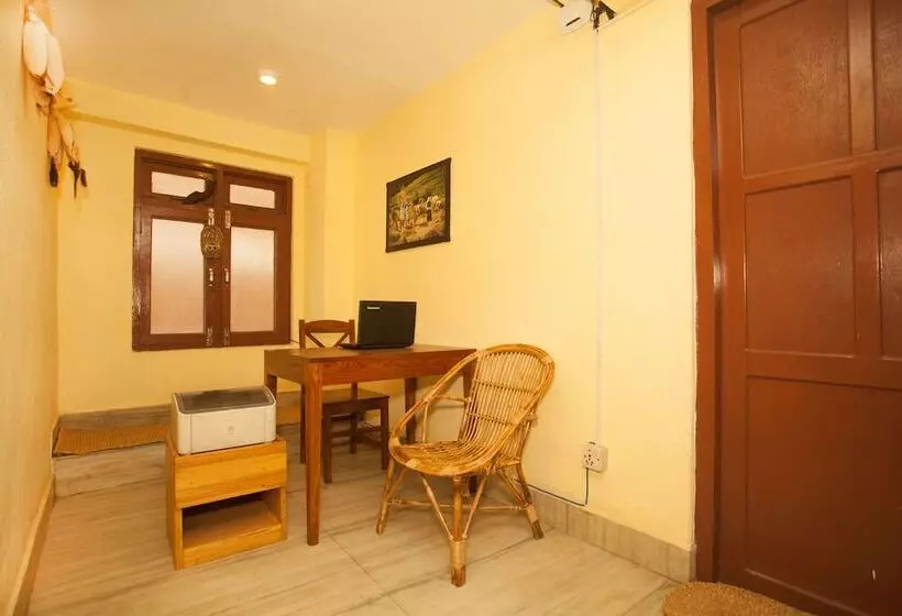 پانسیون Peace & Joy Guest House
