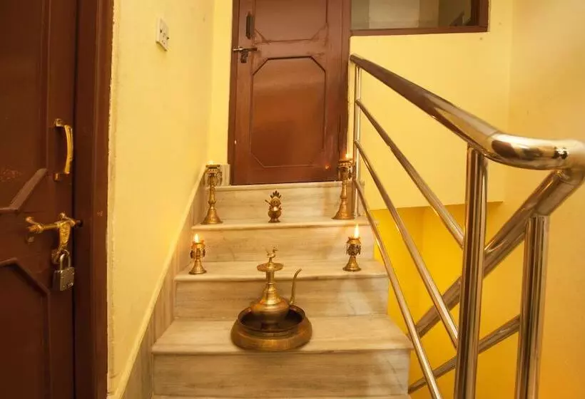 پانسیون Peace & Joy Guest House