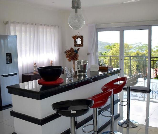 Majatalo The Olive Tree