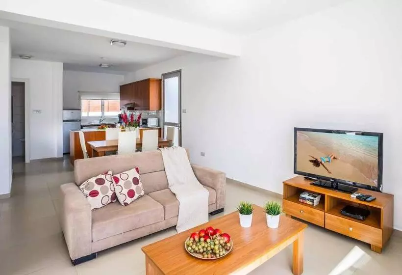 Villa White Moonflower