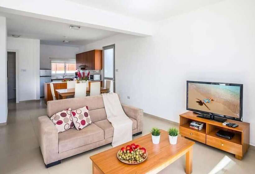 Villa White Moonflower