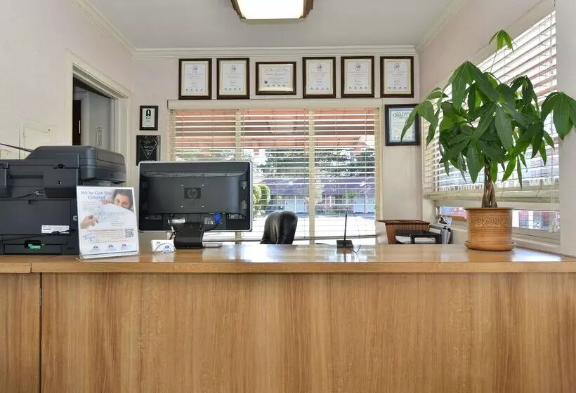 ホテル Americas Best Value Inn   Sky Ranch Palo Alto