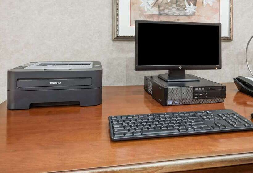 فندق Baymont By Wyndham Indianapolis South