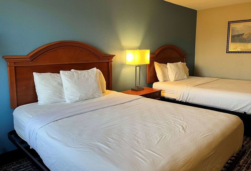 فندق Baymont By Wyndham Indianapolis South