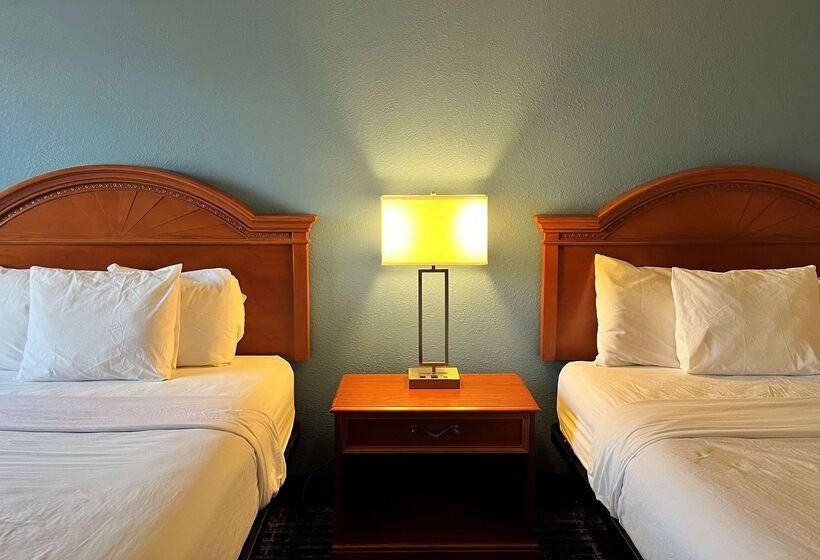 فندق Baymont By Wyndham Indianapolis South