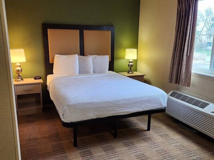 Hotel Suburban Studios Columbus   Dublin