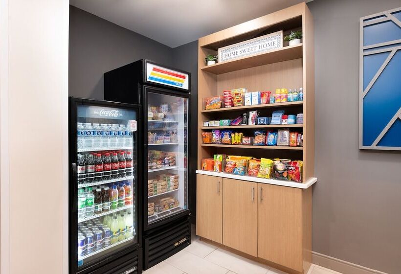 هتل Holiday Inn Express Atlanta West Theme Park Area, An Ihg