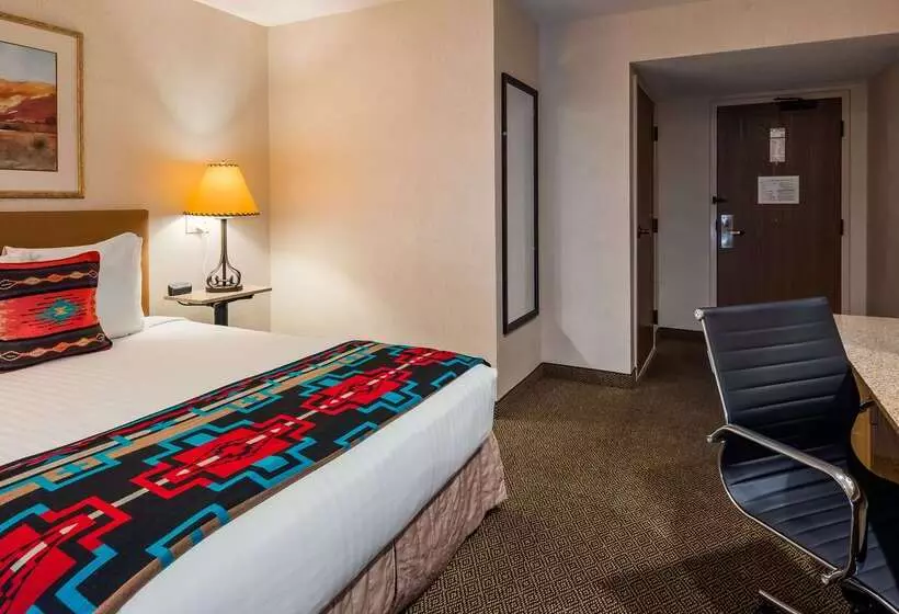 Отель Inn At Santa Fe, Surestay Collection By Best Western