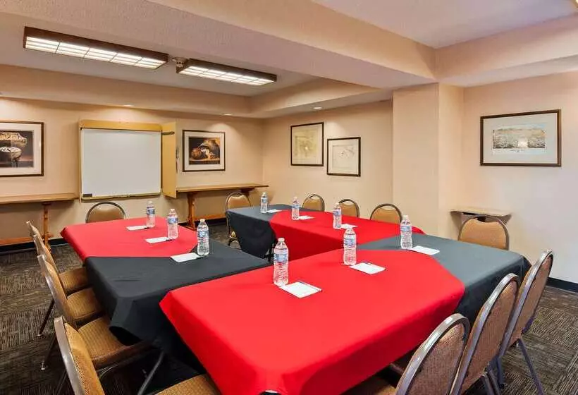 Отель Inn At Santa Fe, Surestay Collection By Best Western