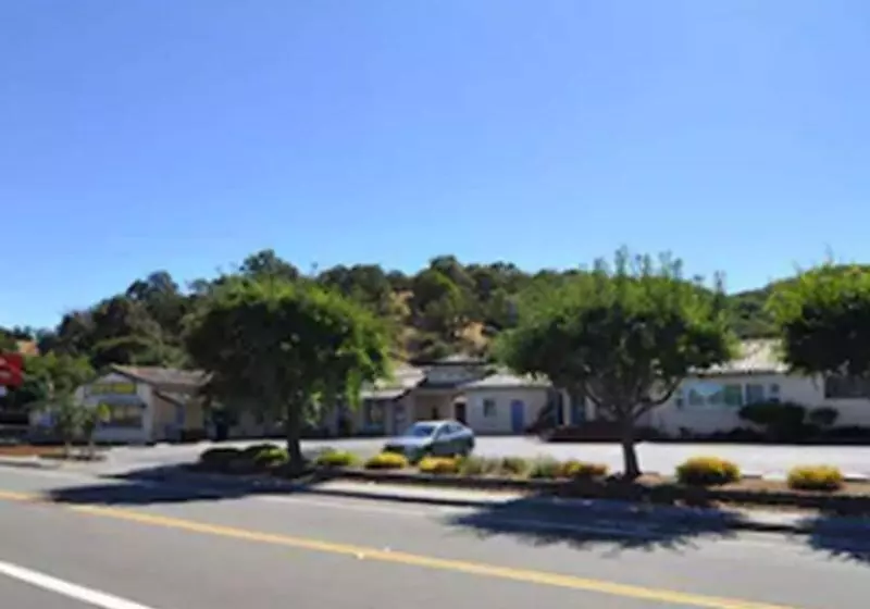 酒店 Marinwood Inn & Suites