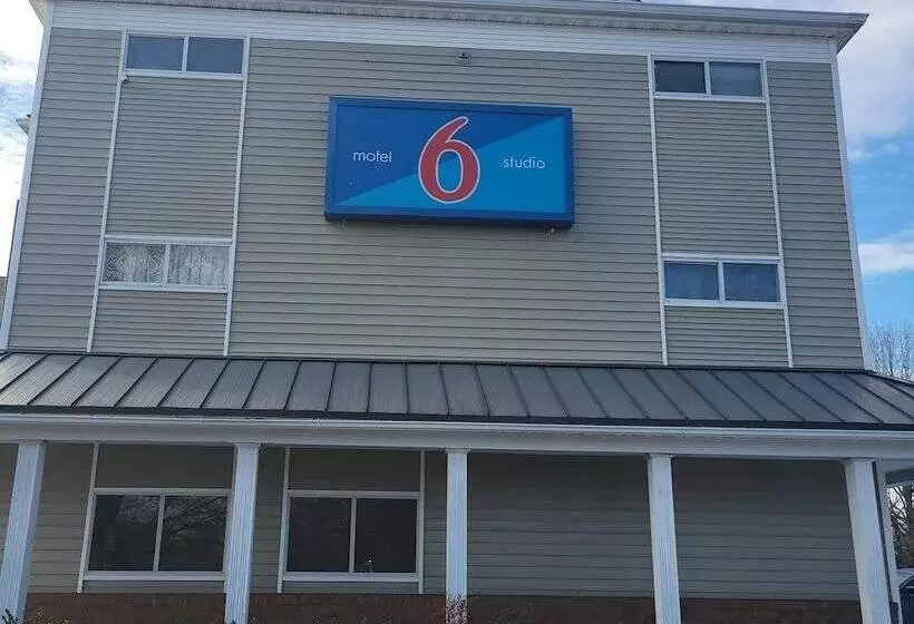 Motel 6 Greensboro, Nc   I 40