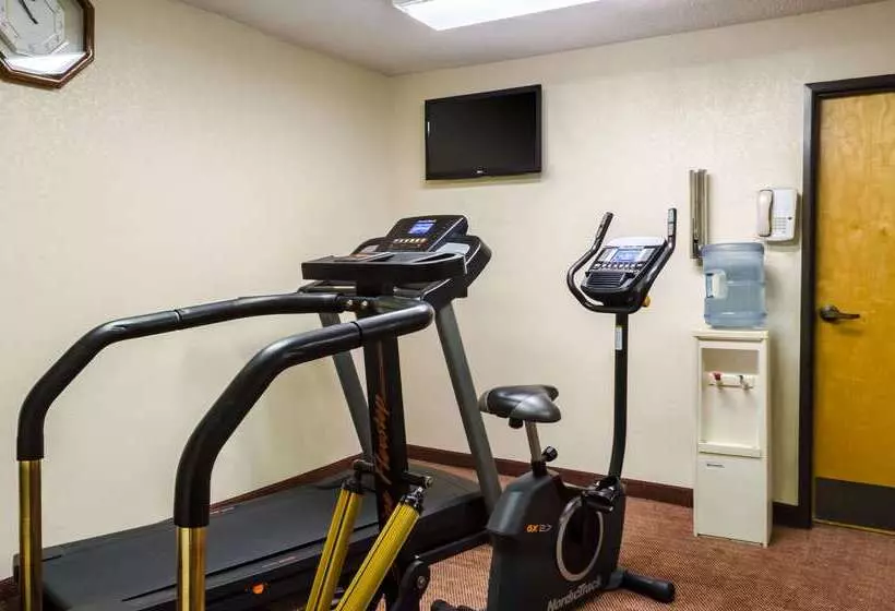 هتل Quality Inn Meridian