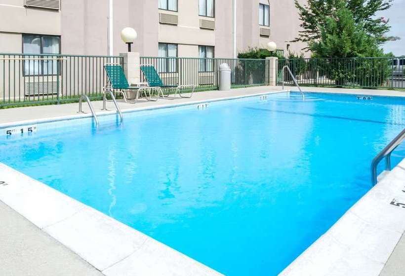 فندق Quality Inn Meridian